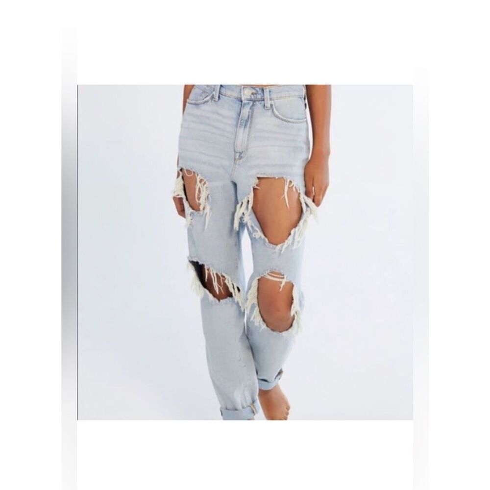 Urban Outfitters BDG Light Blue Distressed Boyfriend Jeans